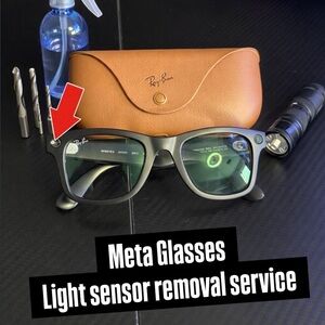 Ray-Ban Meta Glasses recording light removal service.